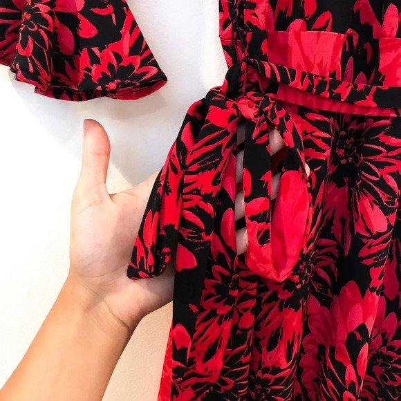 Leota Red Floral Tie Front V Neck Midi Dress XS - Picture 4 of 7